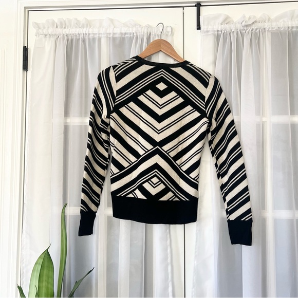 Bill Blass Knitwear Cashmere Wool Cashwool Sweater Size Small - Picture 4 of 6